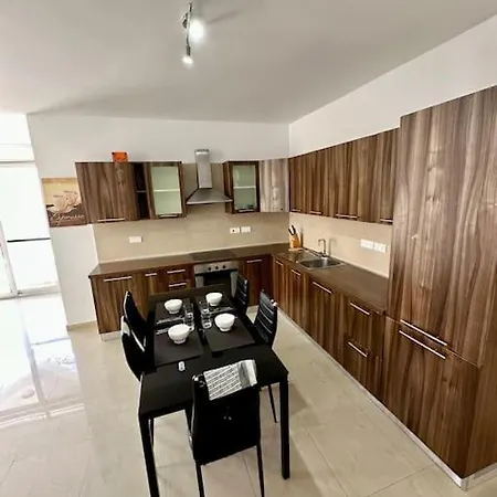 Modern - Close To The & Pv *