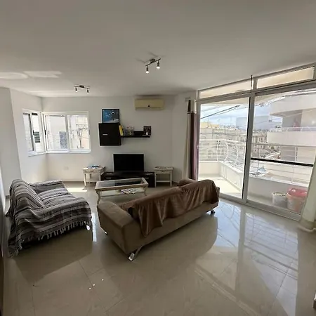 Apartment Modern - Close To The & Pv